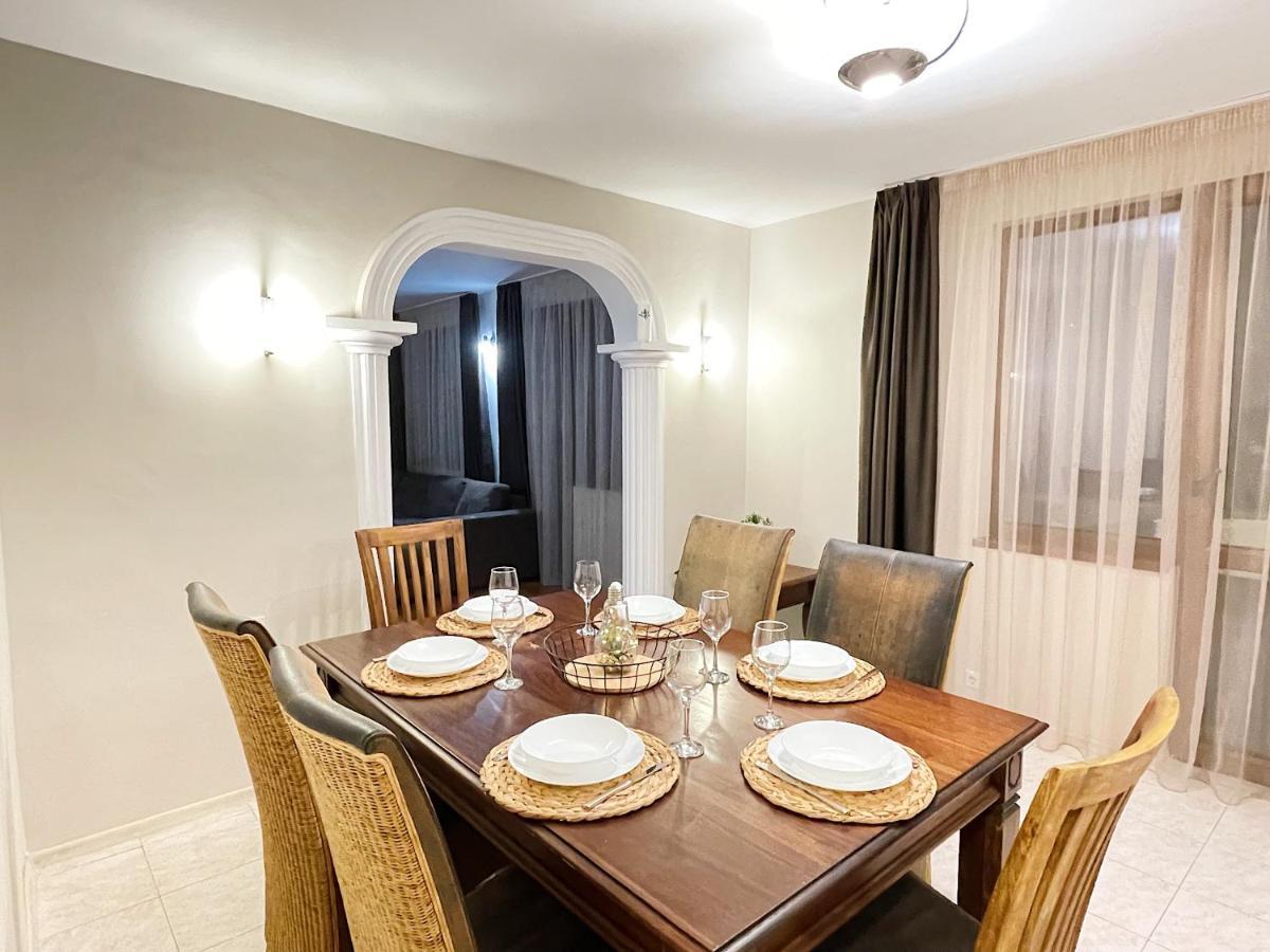 Fenix 2 Bedroom Apartment Varna Center Екстериор снимка